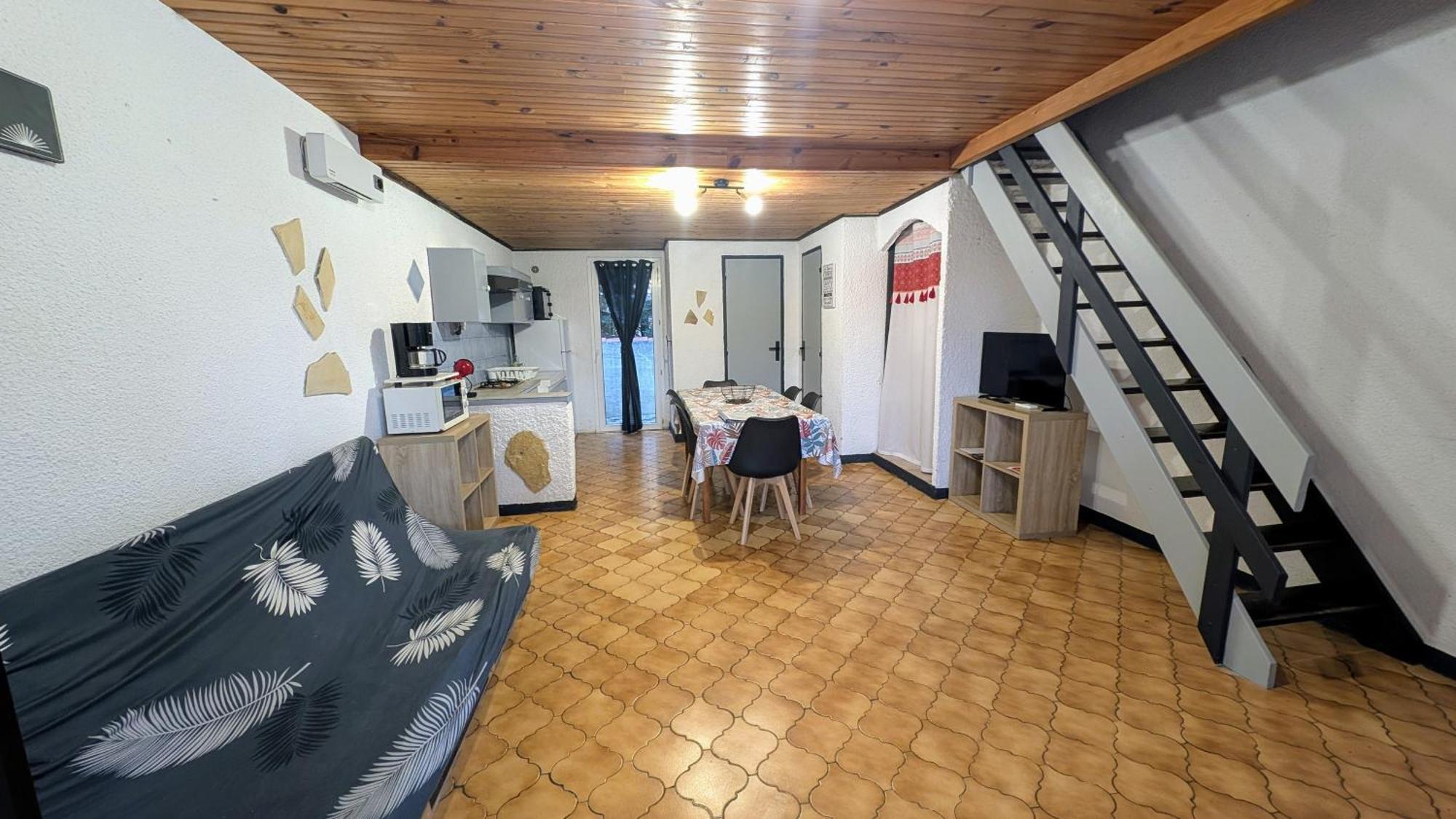 Gite La Capelle Roquefort Des Corbieres Sigean Narbonne Aude Номер фото