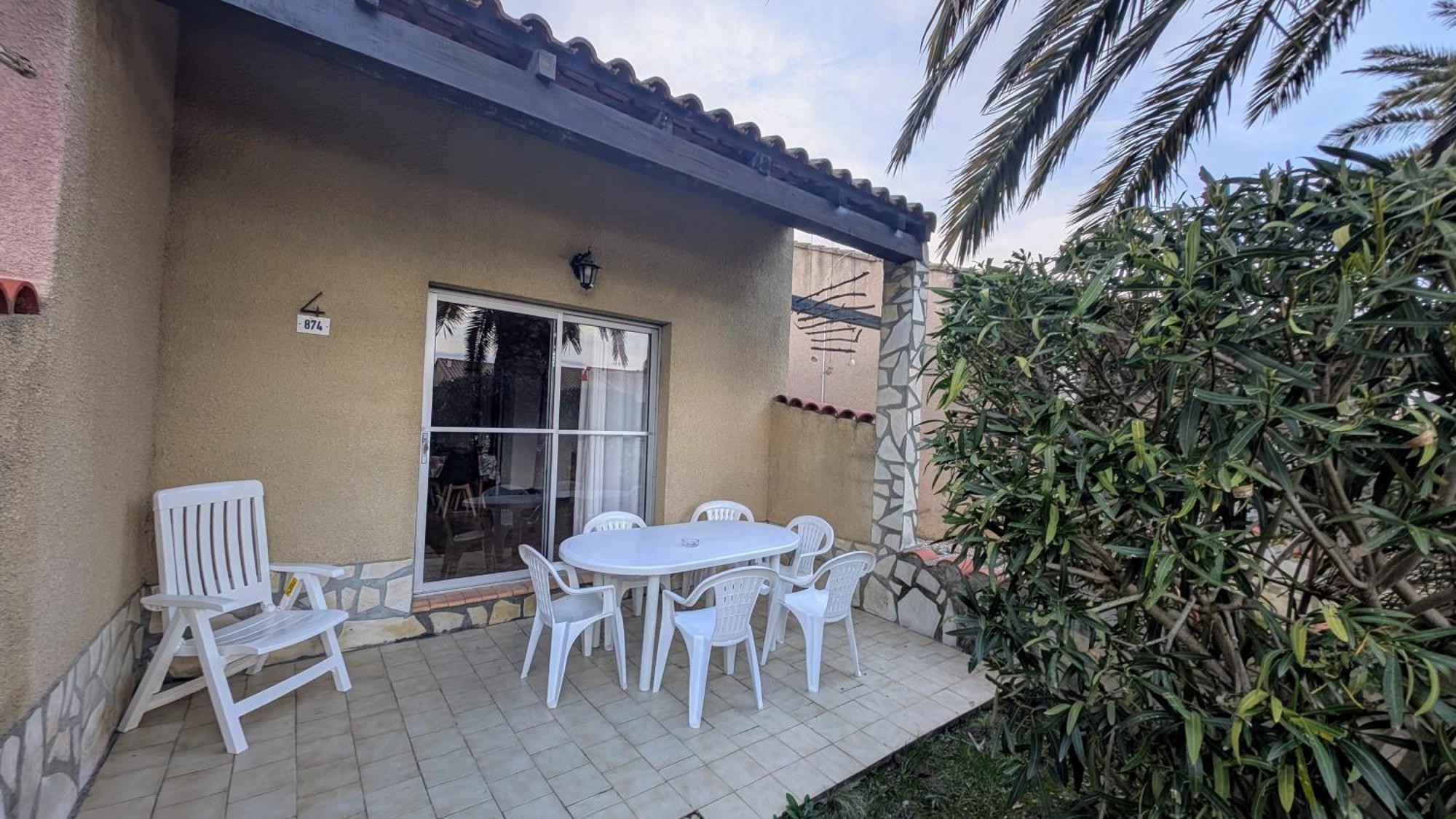 Gite La Capelle Roquefort Des Corbieres Sigean Narbonne Aude Номер фото